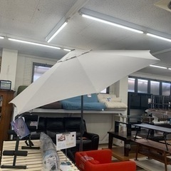 未使用品　10フィート LEDライト付 マーケットアンブレラ Storm Smoke (グレー)