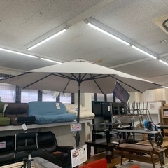 未使用品　10フィート LEDライト付 マーケットアンブレラ Storm Smoke (グレー)