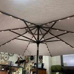 未使用品　10フィート LEDライト付 マーケットアンブレラ Storm Smoke (グレー)