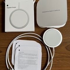 アップル純正品　MagSafe磁気充電器　