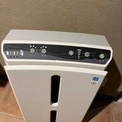 アムウェイアトモスフィア空気清浄機 家具のお掃除楽です！