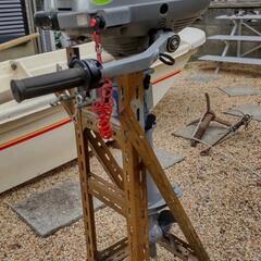 ホープ製イケス付き2分割ボート(免許不要)、ホンダ2馬力船外機付き