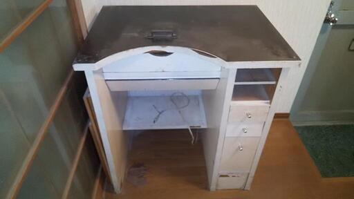 彫金机、作業机 (ひかりもの) 浅草のテーブル《その他》の中古あげます