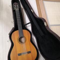 YAMAHA　C-180クラシックギター及び豪華なヤマハハードギ...
