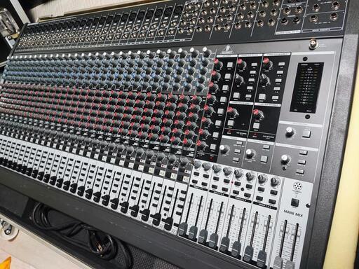 BEHRINGER EURODESK SX3282　アナログミキサー