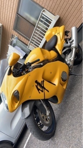 値下げ中 370,000→270,000 スズキ GSX1300r イエロー  ジャンク扱いで 値下げ中 370,000→270,000 スズキ GSX1300r イエロー ジャンク扱いで