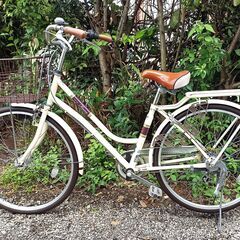 ☆美品！☆ 26インチ 自転車 『Fiona』シマノ 6段変速 オートライト