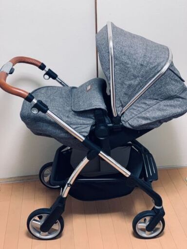 日本未販売ベビーカー シルバークロス