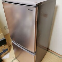 シャープノンフロン冷蔵冷蔵庫　使用期間半年