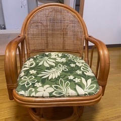 【美品】しっかりした藤の椅子　チェア