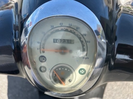 ベスパ風　DALIM Besbi 125cc デイリム　デスビ　デイリン　韓国 ベスパ風 DALIM Besbi 125cc デイリム デスビ デイリン 韓国