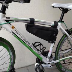 値下げしました！ベネトン クロス 700x28C 21段変速 (ホワイト) クロスバイク