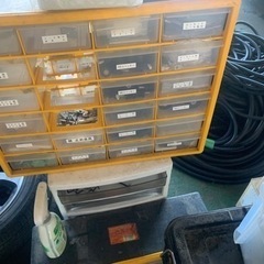 電気関係の仕事 やってる人いますか‼️‼️‼️