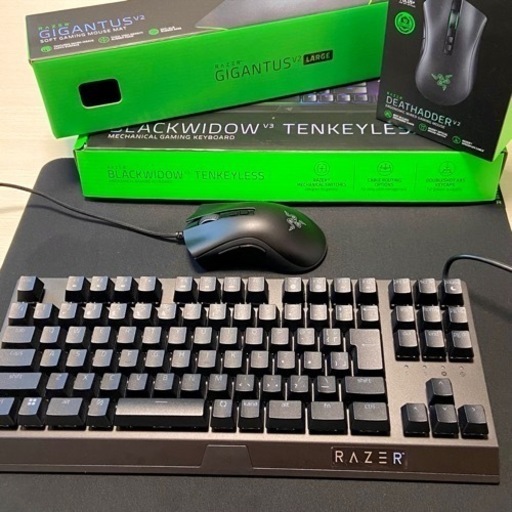 Razer  レイザー　ゲーム用キーボード黄色軸・マウス・マウスパッドのセット