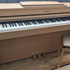 ★大阪全域配達無料！ 送料込み 機能のROLAND 電子ピアノ HP-603 2018年購入 激可愛い①