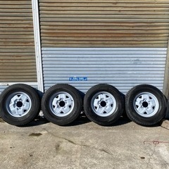 ジムニー　スタッドレスタイヤホイールセット　リフトアップ