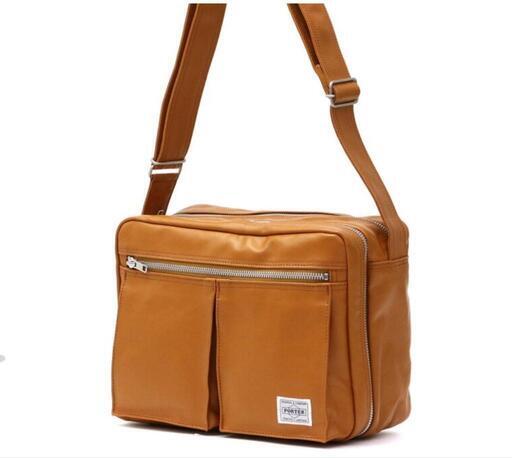 コウチ、のバッグほしい方まだ何回もつかわず、片付けてました、ほしい