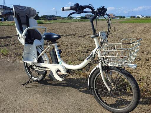 ブリヂストン　ビッケ2e　bikke2e ホワイトカラー　後ろタイヤ＆チューブ新品　2016年新品購入品