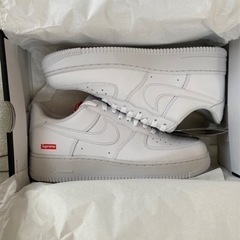 supreme×NIKE エアフォース1 未使用品。