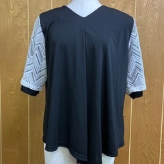 #calabazaレディースシャツ　半袖　黒　M〜L 新品　値札...