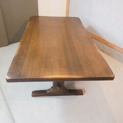 飛騨の家具メーカーKASHIWA(柏木工)のWILDERNESS(ウィルダネス)ダイニングテーブル/180cm 。和モダンなデザインはインパクトがあり、オーク材の力強い木目が印象的なロータイプの食卓♪DJ124