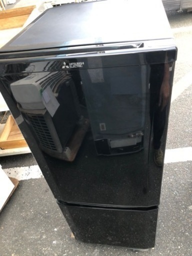 北九州市内配送無料　保証付き　三菱電機 MITSUBISHI ELECTRIC MR-P15Y-B [冷蔵庫 Pシリーズ （146L・右開き） サファイアブラック]