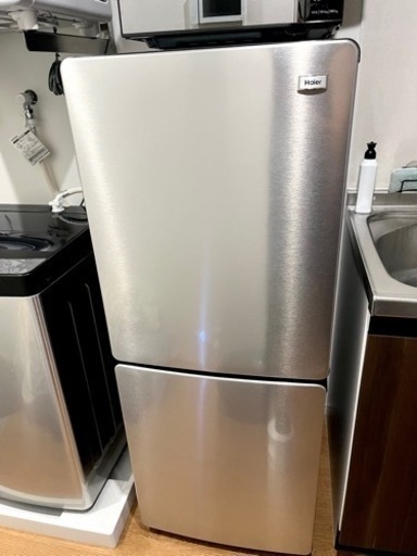 【超美品！】スタイリッシュでカッコいい　冷凍冷蔵庫/2023年製