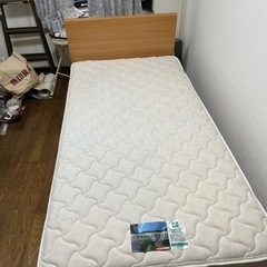 【価格1000円 】2016年購入シングルベッド