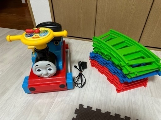 トーマス　電動おもちゃ