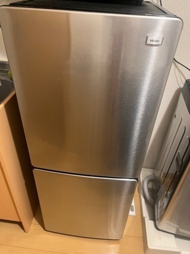 冷蔵庫　使用期間半年　傷、汚れ無し