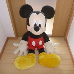 【値下げ】ミッキーマウス　XL　巨大ぬいぐるみ　ディズニー公式