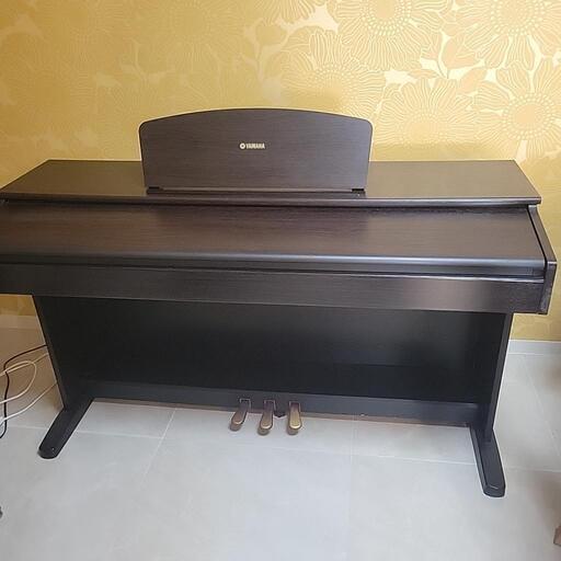 YAMAHA　電子ピアノ