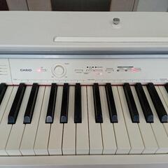 カシオ　電子ピアノPX-750  (椅子なし)