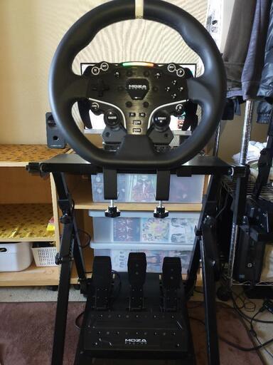 MOZA R5 3ペダル パフォーマンスキット付き ハンドルコントローラー