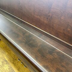 X’masセール！　更にプライスダウン！リフレッシュ済み中古ピアノ　木目コンパクト　クロイツバッハ