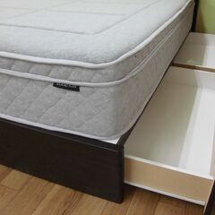 R095 NITORI ダブルベッド、30cmマットレス、引出し＆コンセント付、幅