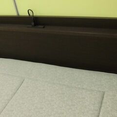 R095 NITORI ダブルベッド、30cmマットレス、引出し＆コンセント付、幅