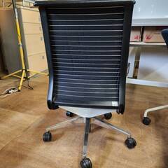 愛品倶楽部柏店】同型在庫3台/Steelcase シンクチェア 肘無し YHK-20201L