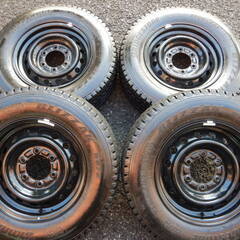 ハイエース（100系）スタッドレスセット 215/70R15 溝あり