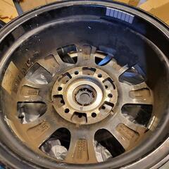 200系ハイエース　社外16インチアルミ四本