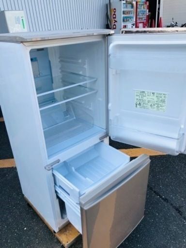美品】SHARP 137L ノンフロン冷凍冷蔵庫 10月26日まで！-