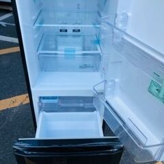 福岡市内配送無料　2020年　三菱電機 MITSUBISHI ELECTRIC MR-P15E-B [冷蔵庫 （146L・右開き） 2ドア サファイアブラック] 傷あり