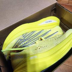 新品　ランニングシューズ　New Balance  FuelCell Supercomp Elite V3 
