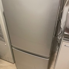 冷蔵庫　2015年　引き取り決定しました。