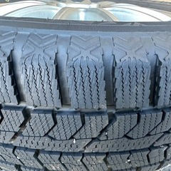 最終値下げ❣️【美品】ワンシーズンのみ使用❗️中古スタッドレスタイヤ15インチ(ホイール付き)