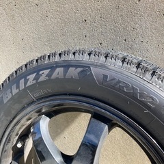 【引き取り者決定】新品未使用★スタッドレスタイヤ