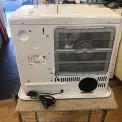 K163☆コロナ☆2016製・15～20畳石油ファンヒーター☆3カ月間