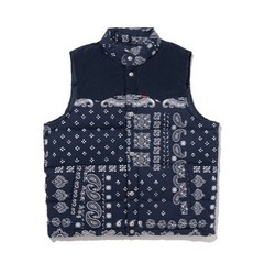 ダウンベスト、ペイズリー柄