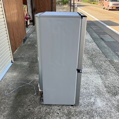 1687 2022年製 AQUA ノンフロン冷凍冷蔵 2ドア AQR-J13M 家電 生活用家電 1687 2022年製 AQUA ノンフロン冷凍冷蔵 2ドア AQR-J13M 家電 生活用家電