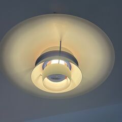 Louis Poulsen（ルイスポールセン）ペンダント照明 PH 5 モノクローム・ホワイト